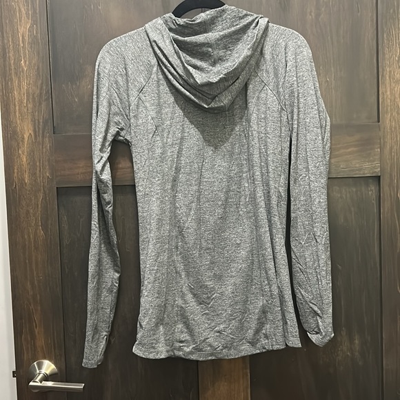 Stretchy Workout Zip Up SMALL - Picture 2 of 2